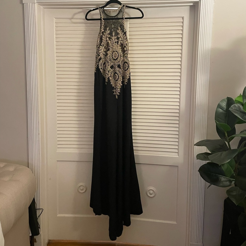 Beautiful black gown